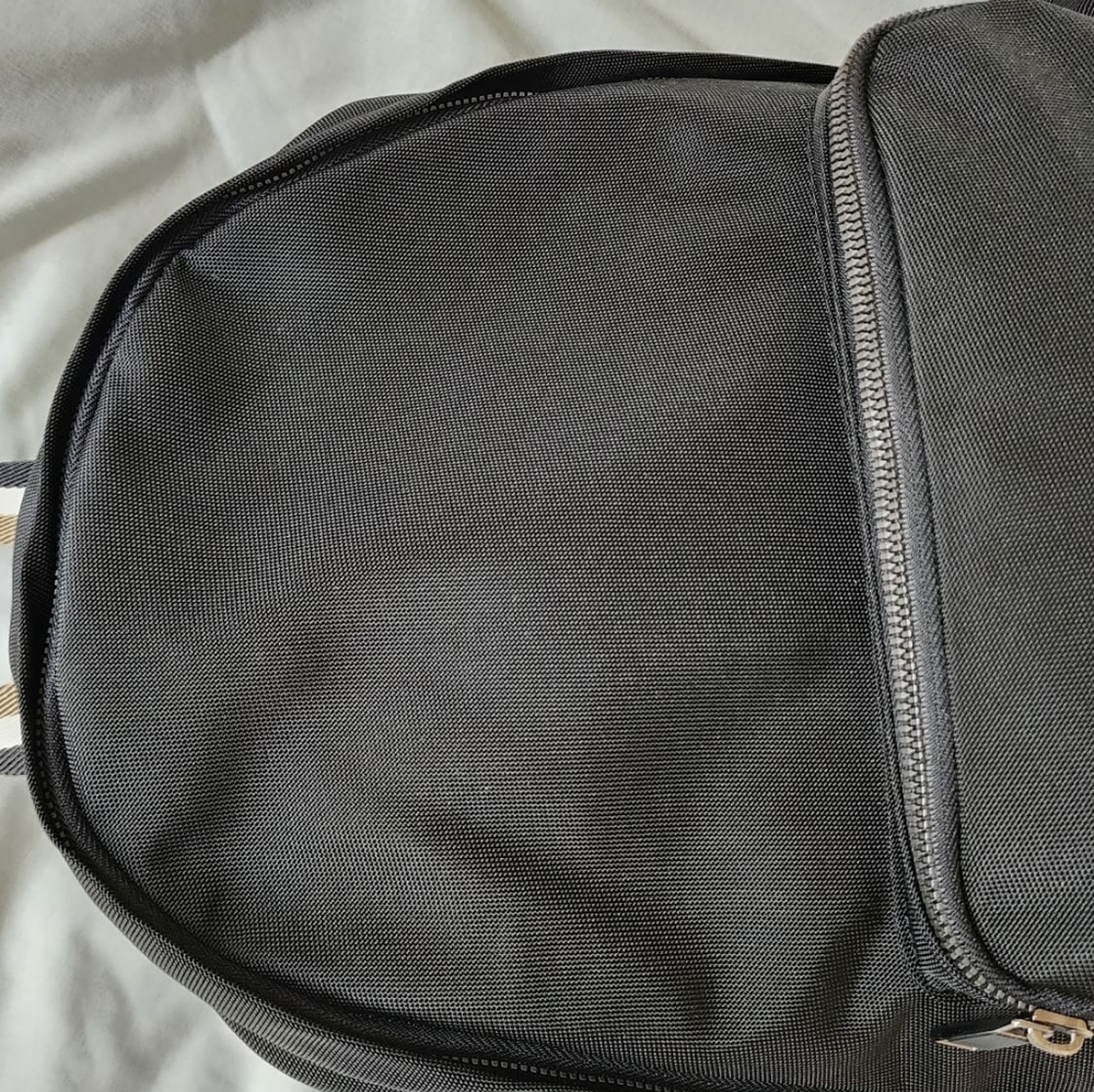 Hugo Boss backpack - Picture 9 of 9